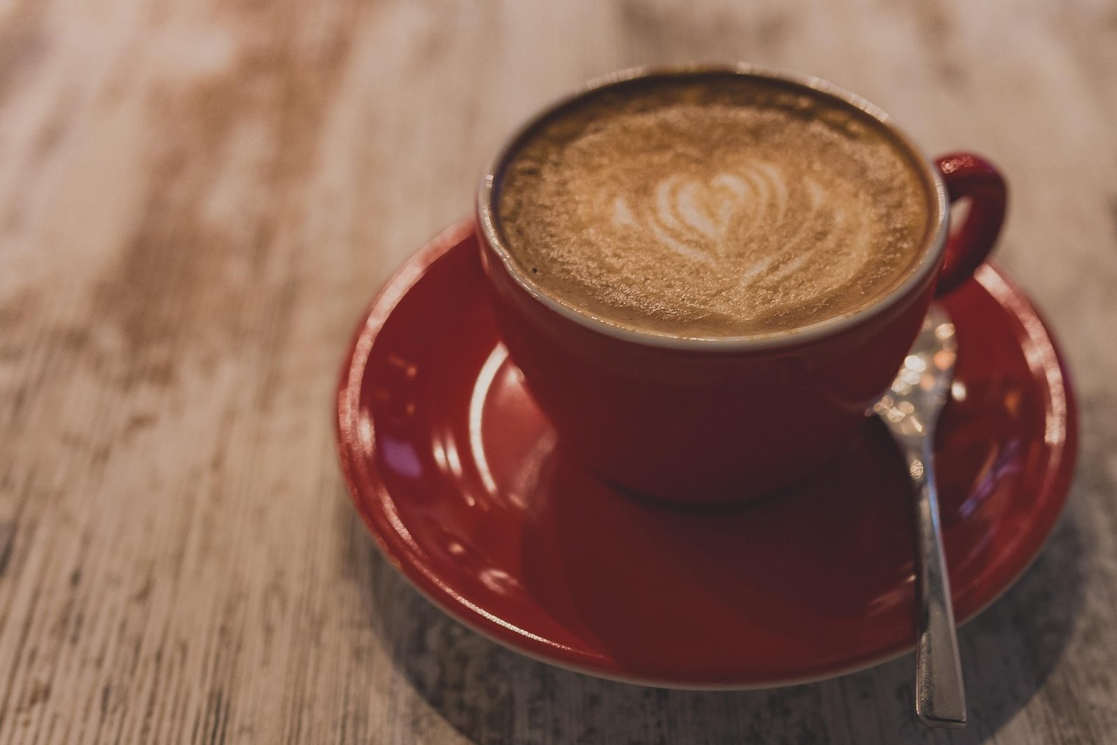 A minimalist coffee-themed high-resolution wallpaper, 20 of 63.